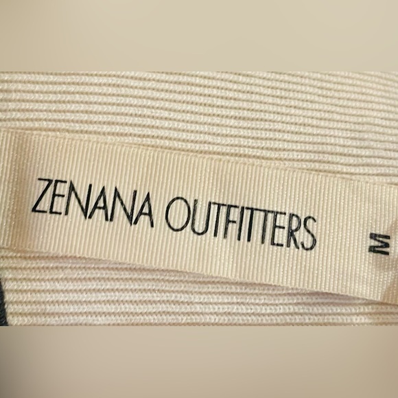 Zenana long black maxi dress and Cobalt Statement Necklace Set. Ready to Wear! - Picture 2 of 4